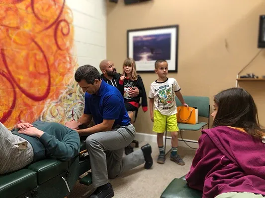 Chiropractor-Morgan-Hill-CA-Dave-Conragan-Adjusting-Family